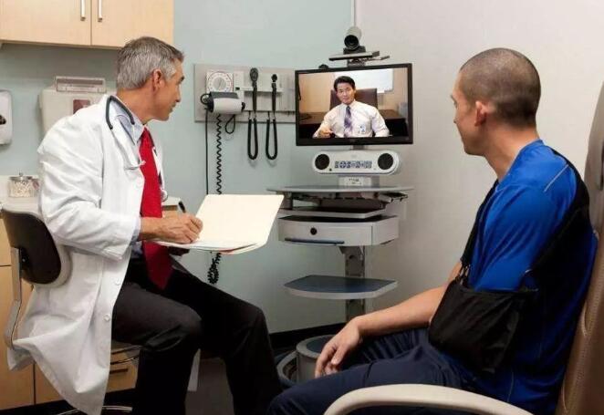 醫(yī)療智能穿戴.jpg 醫(yī)療智能穿戴.jpg